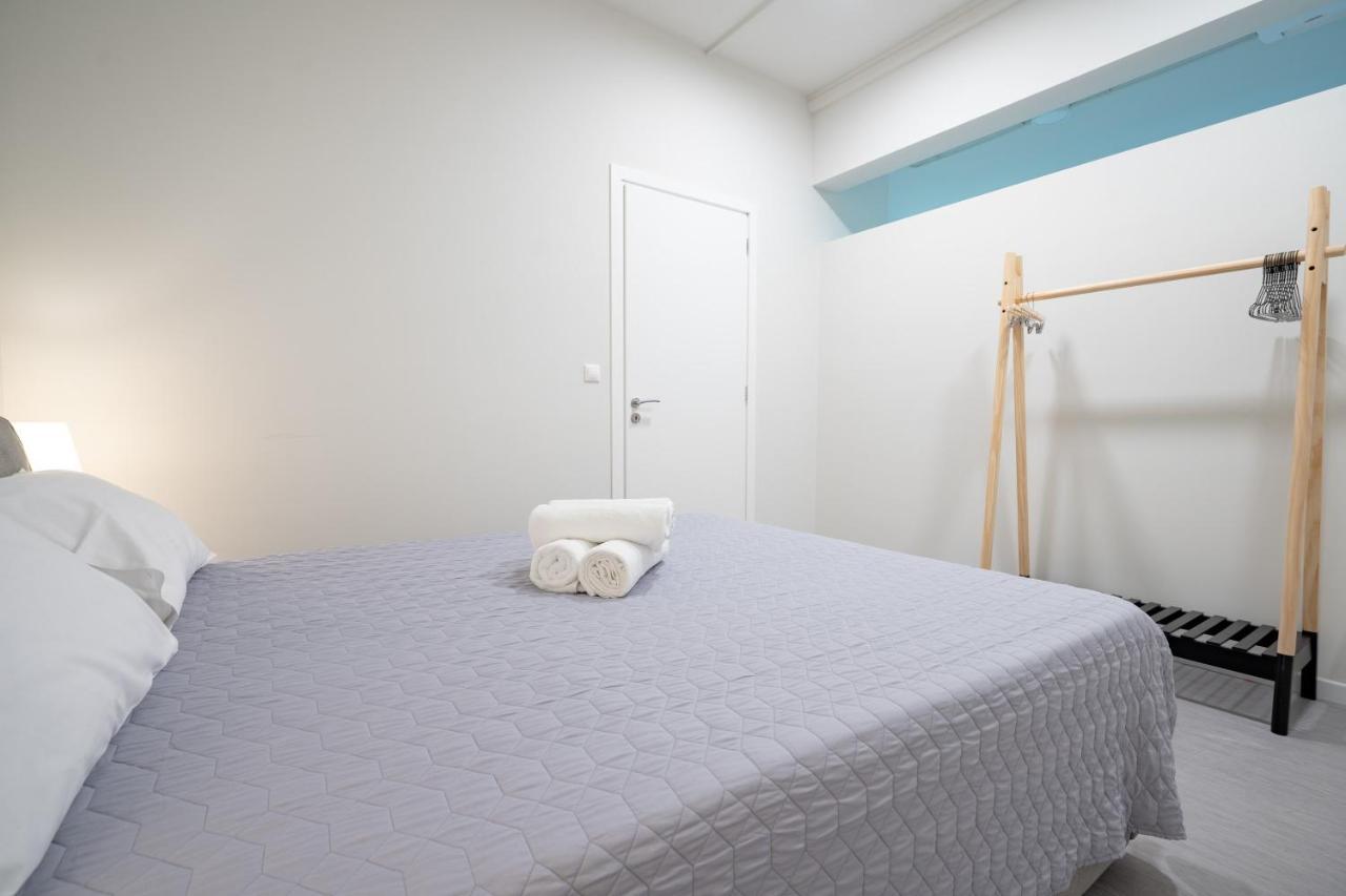 Monastiraki Metro St 2 Bedrooms 6 Pers By Mps Athens Exterior photo